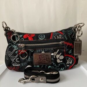 Coach Poppy Graffiti Groovy